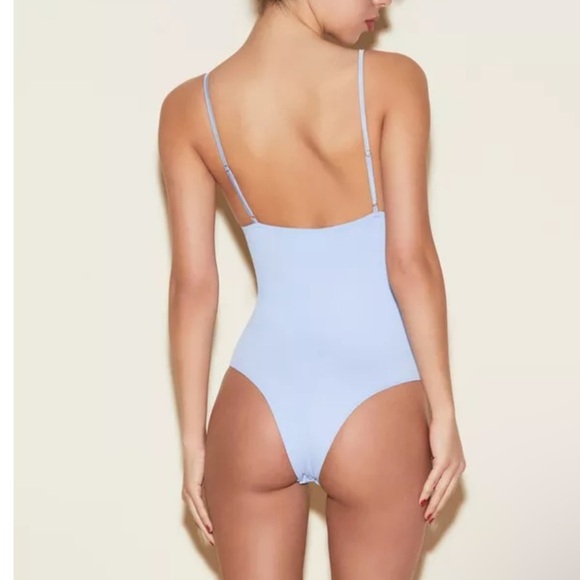 FLEUR DU MAL LILY EMBROIDERED LACE V NECK PLUNGE BODYSUIT TANK LIGHT BLUE XS - Picture 5 of 12